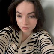 Sono una ragazza solare, precisa, organizzata e puntuale. Amante della lettura e del disegno